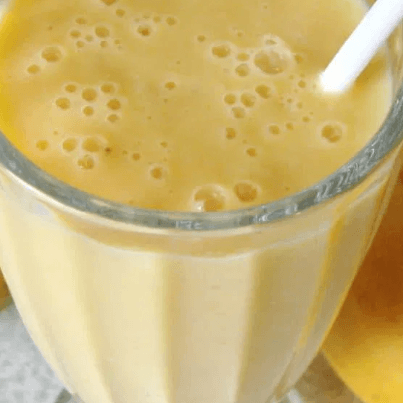 Trío de Mango, Platano y Leche