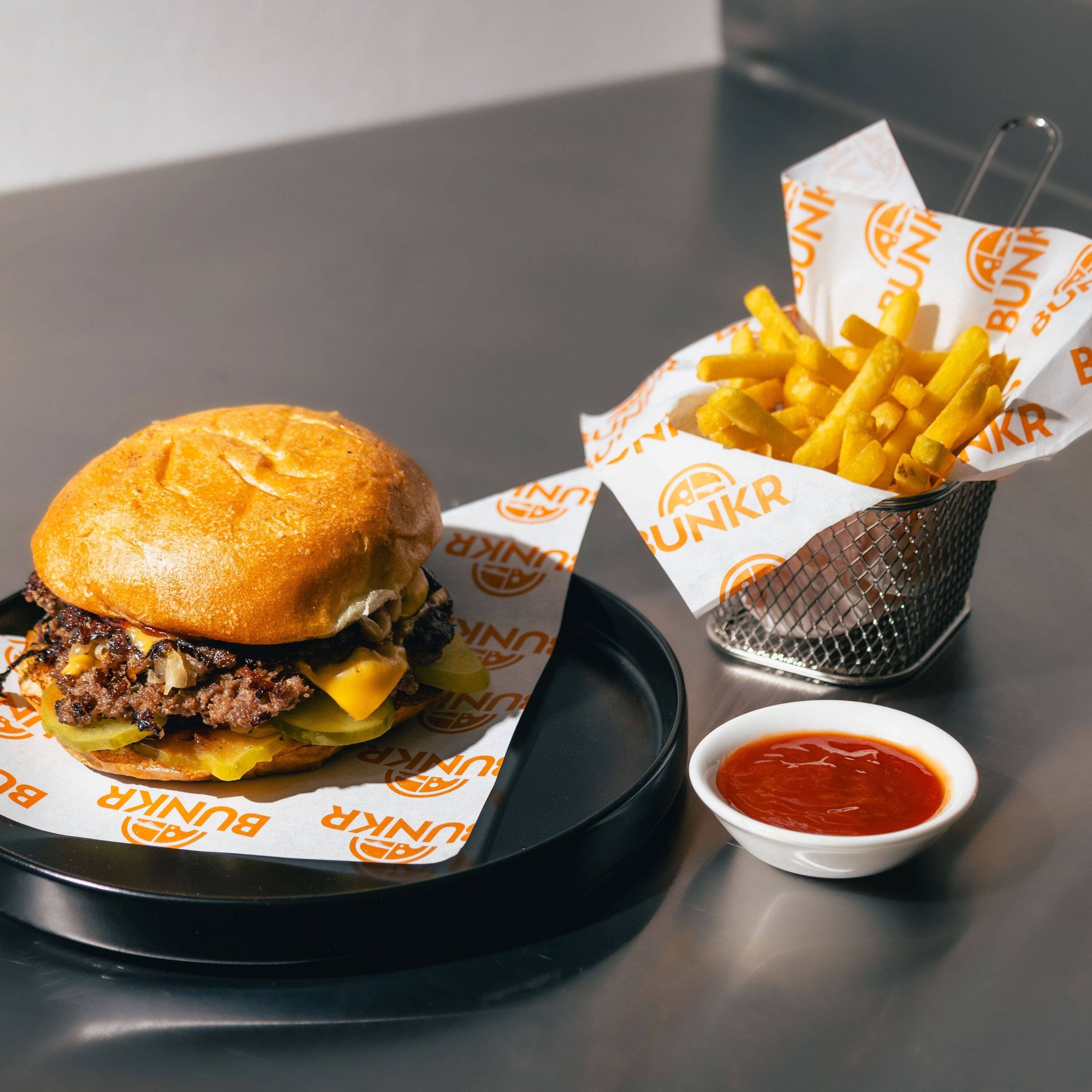 Hamburguesa Smash Oklahoma con Papas