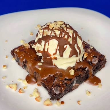 Brownie con Helado