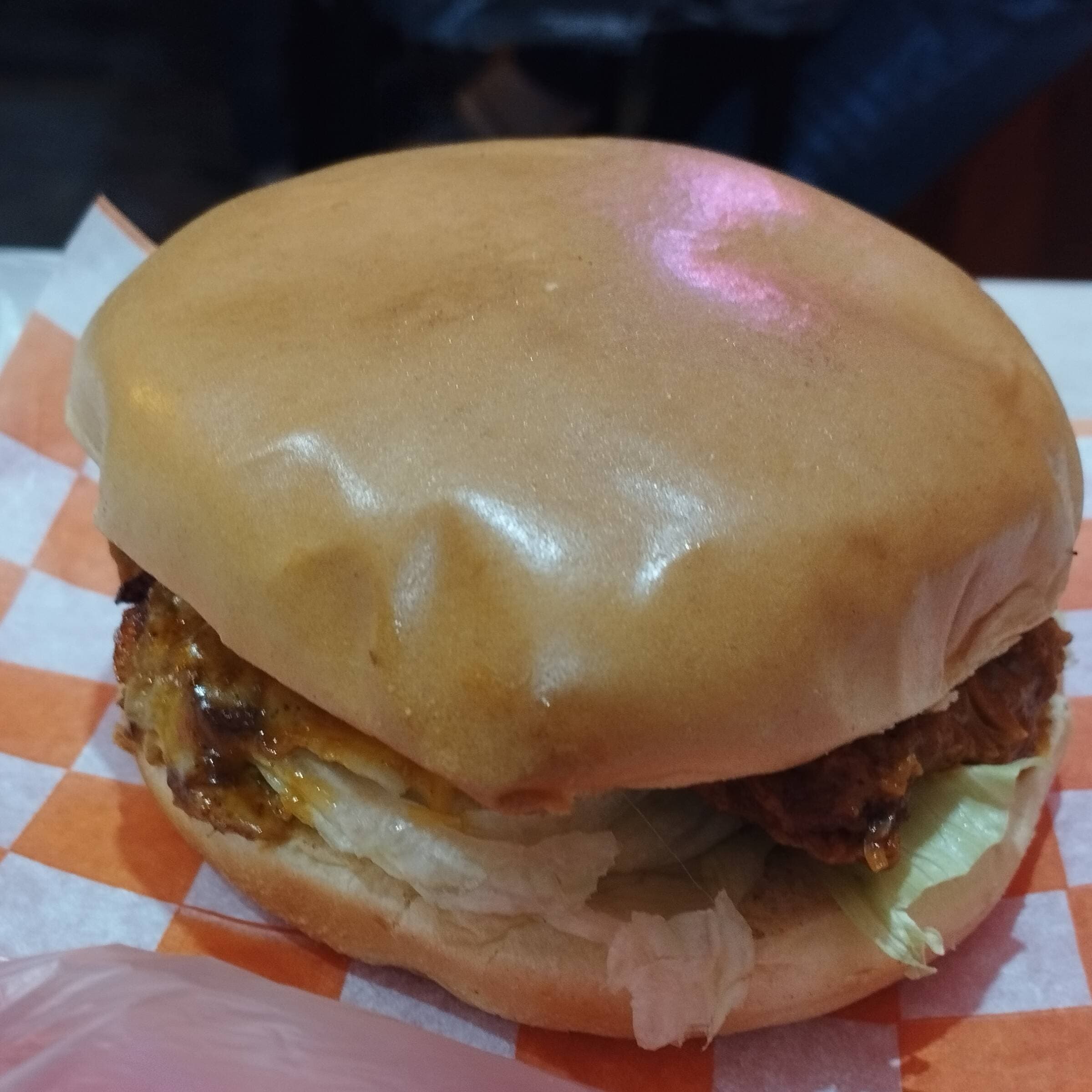 Combo Cochinita Burger + Papas y Refresco