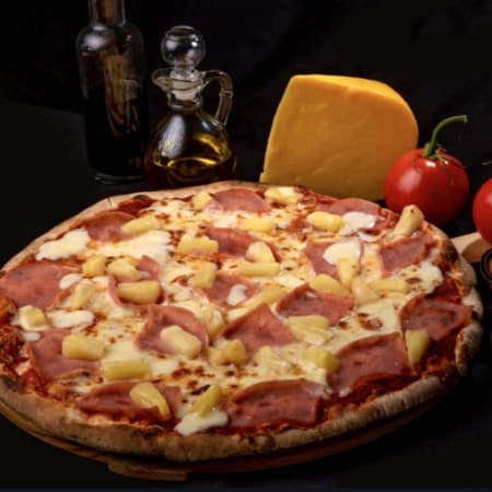 PIZZA HAWAIANA