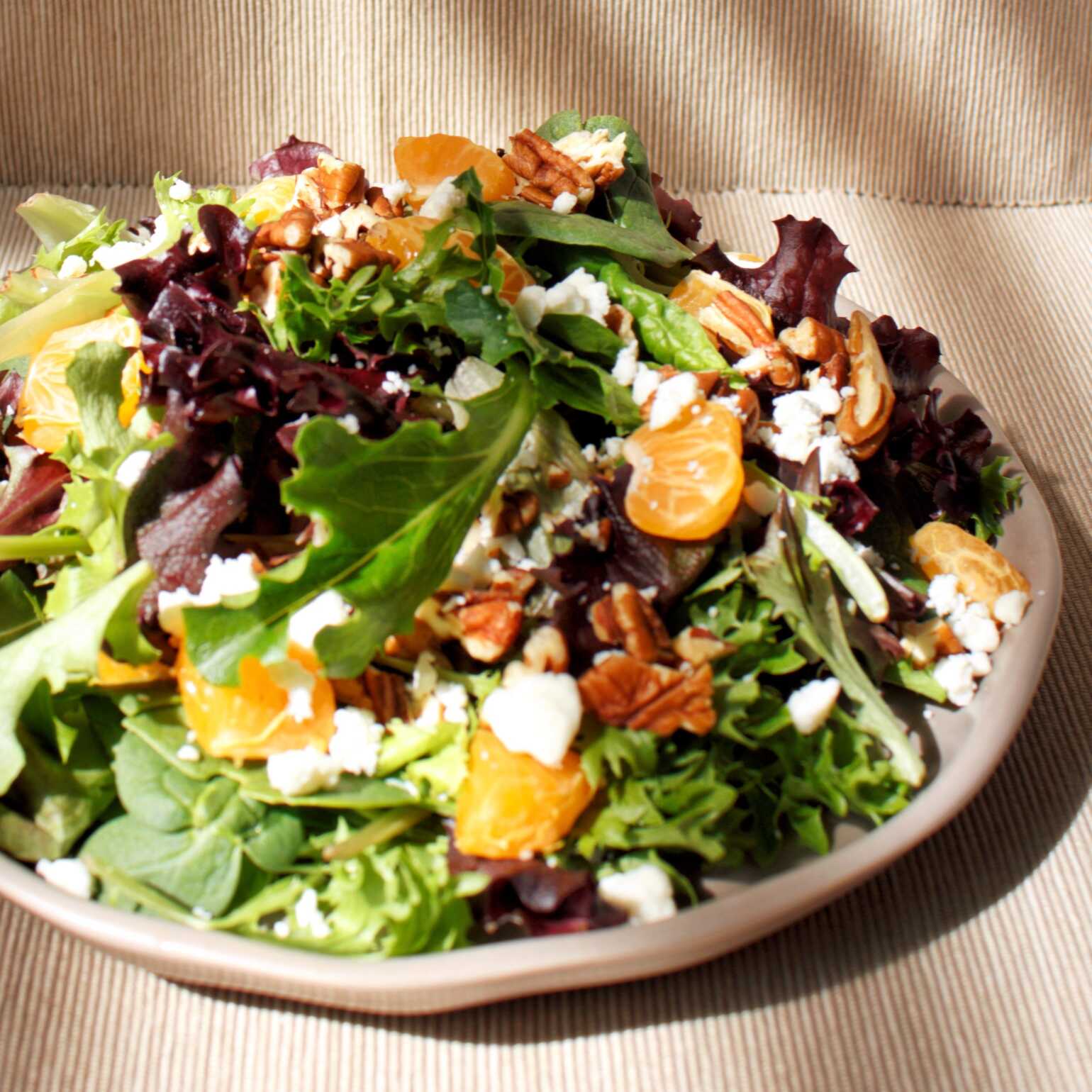 Ensalada Primavera con Pollo