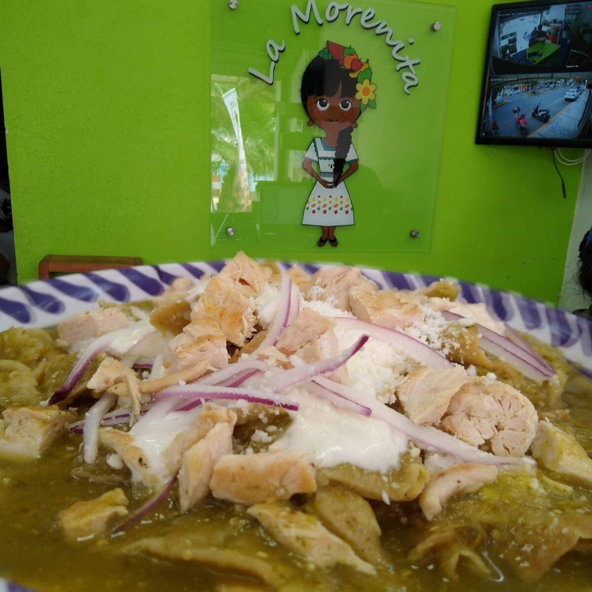 Chilaquiles Verdes con Pollo