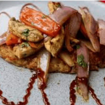 Tacu Tacu de Pollo Saltado