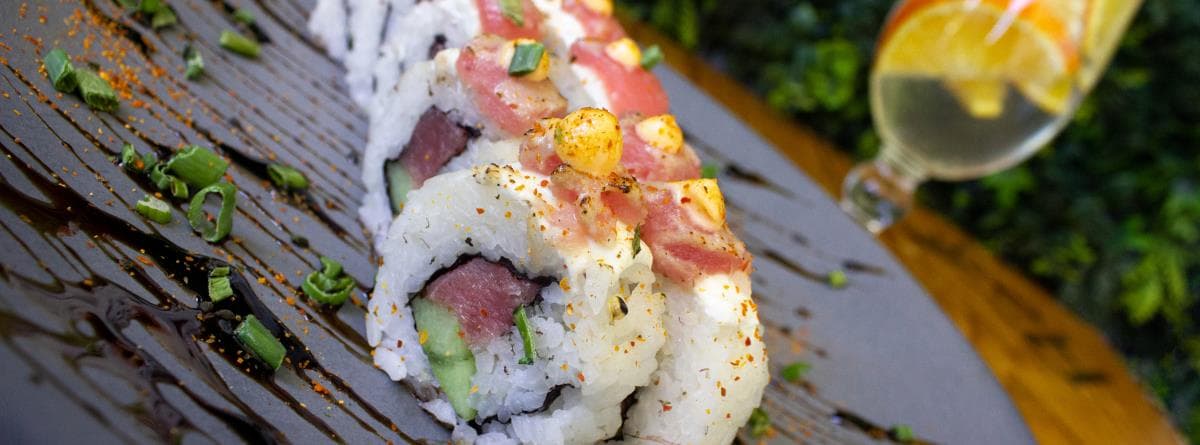 NATURALLY TUNA ROLL