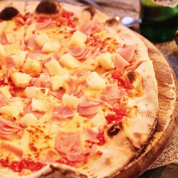 Pizza Hawaiana
