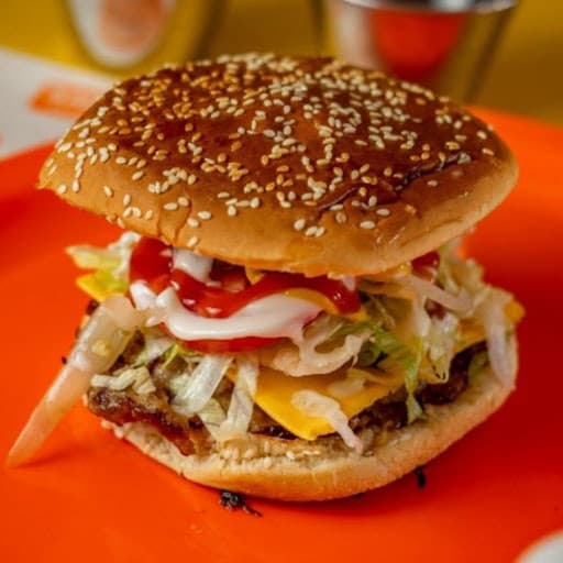 Hamburguesa con Queso Amarillo