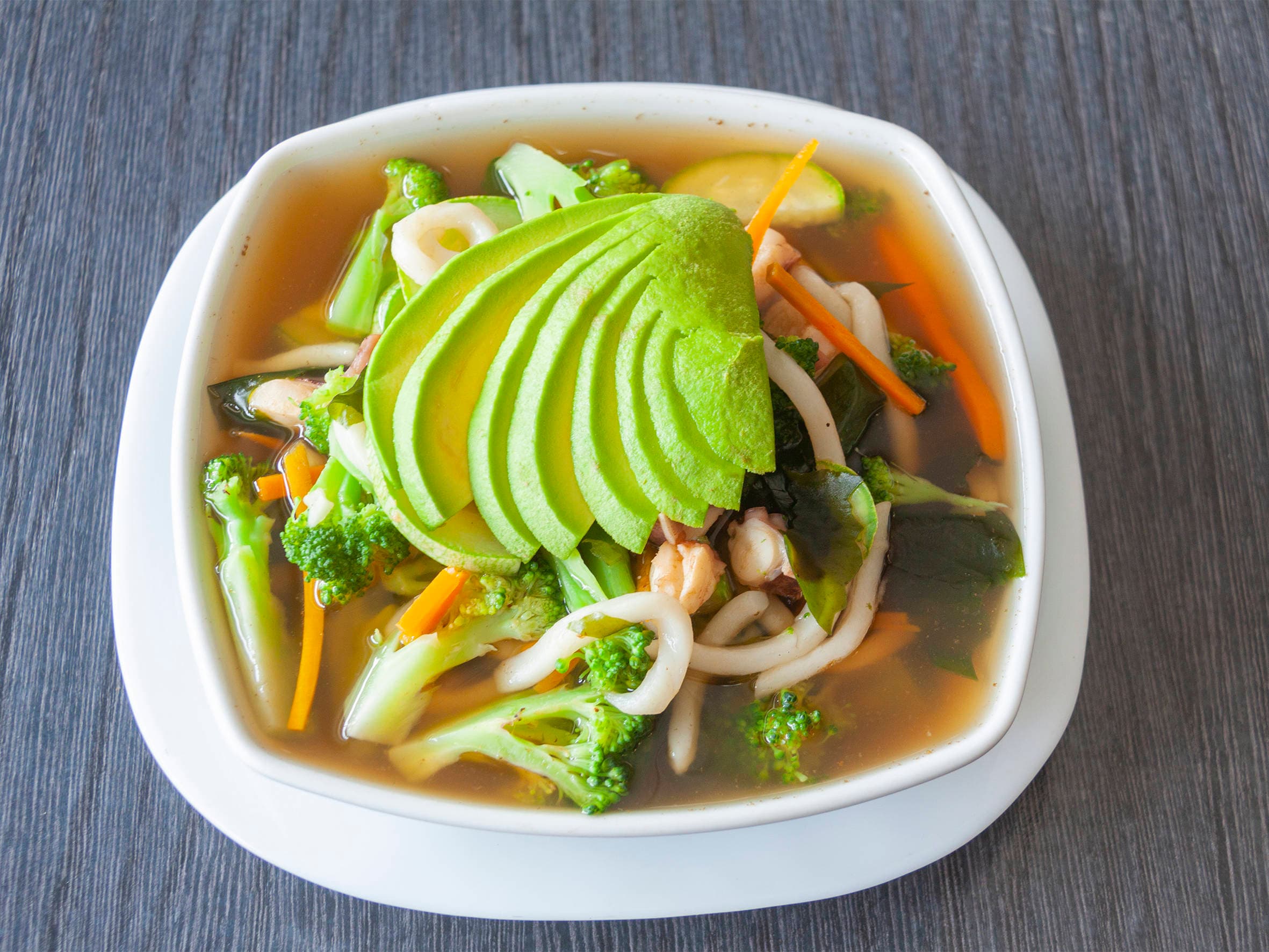 Sopa Udon Vegetariana