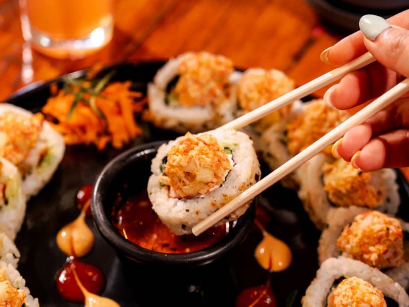 Sakai Roll Sushi & Drinks