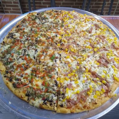 Combo 2X1 Pizza Familiar 8 Porciones + Bebida 1.5L