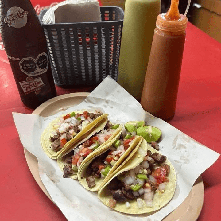 TACOS DE CARNE ASADA
