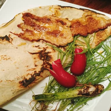 Tlayuda con Cecina