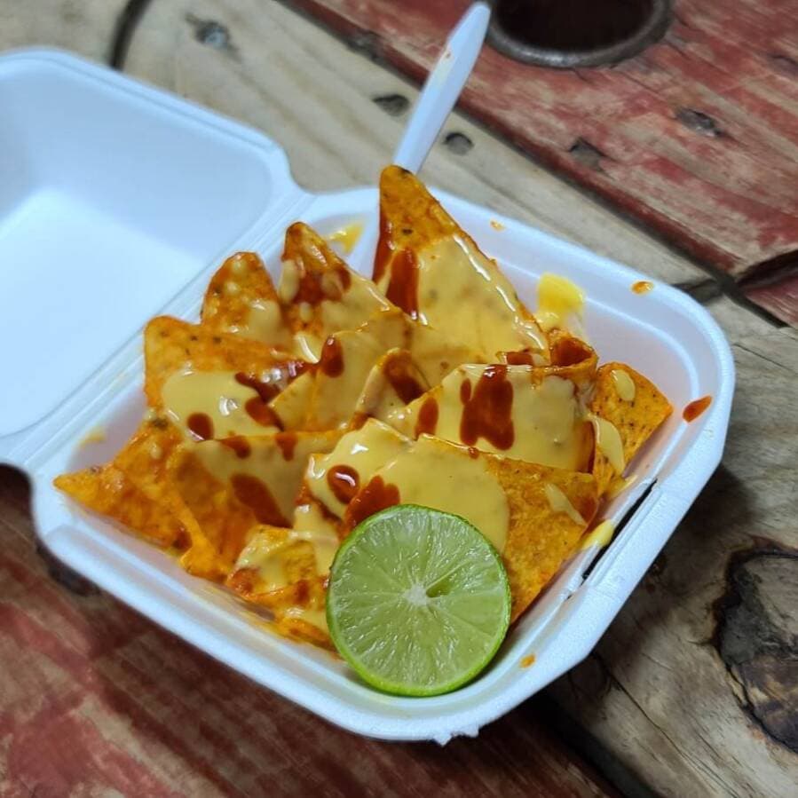 DORITOS CON QUESO
