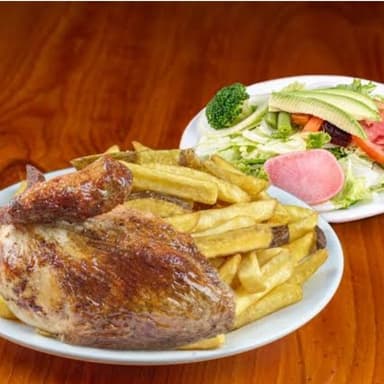 1/4 Pollo con Ensalada