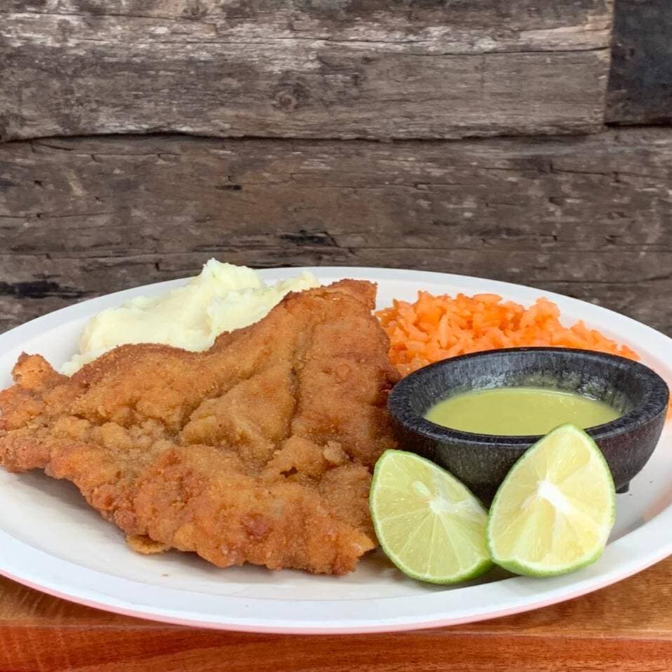 Combo🔥🍲 Milanesa Pollo Empanizada + Refresco 355