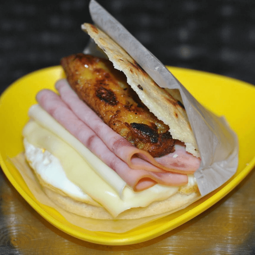 Arepa Rellena La Criolla