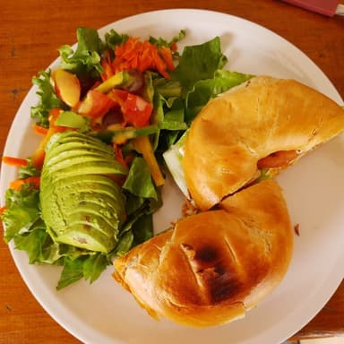 Bagel de Pollo