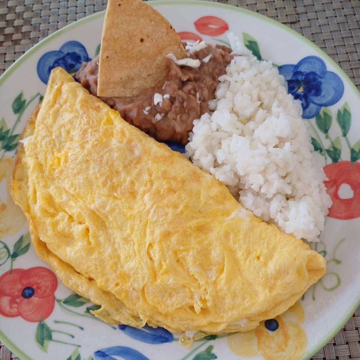 Omelette Natural con Queso Oaxaca