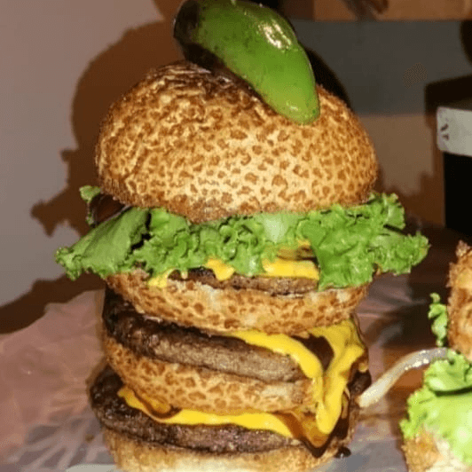 Hamburguesa Clásica Triple