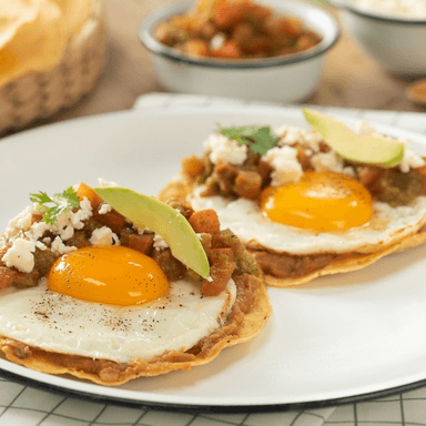 Huevos Rancheros con Jamón