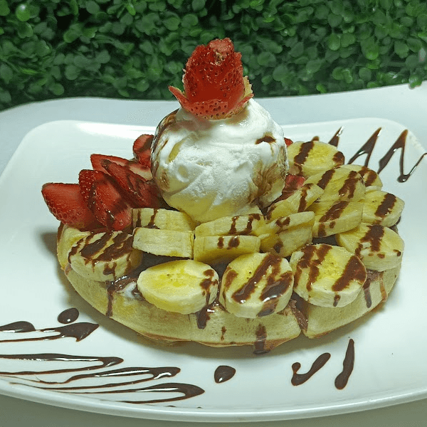 Waffle Nutella y Arequipe