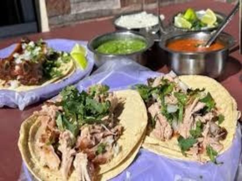 Carnitas "Los Carnales"
