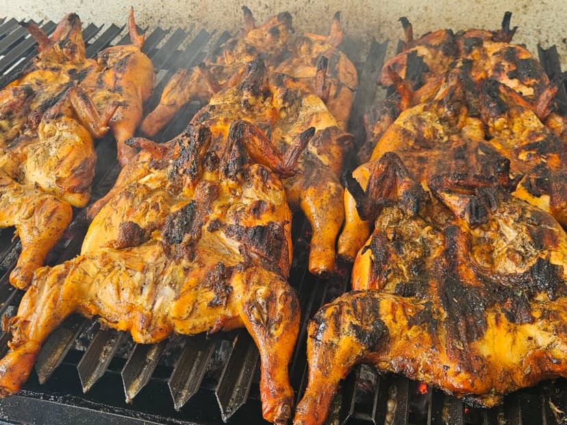 Pollos al Carbón Los Pollollones