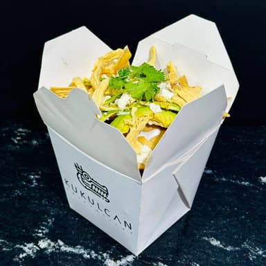CHILAQUILES CON POLLO