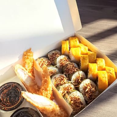 Combo BOOM 20 BOCADOS + ENTRADITAS