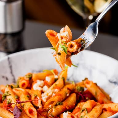 Pasta en Salsa Pomodoro & Parmesano