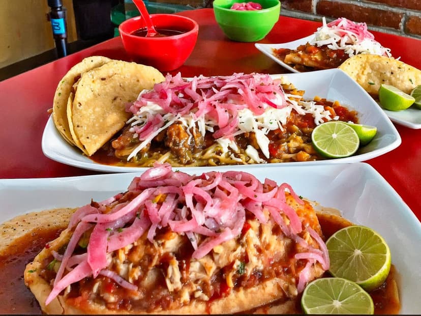 Tortas Ahogadas VIP (Pie de la Cuesta)