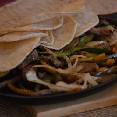 Chuleta de Cerdo Encebollada