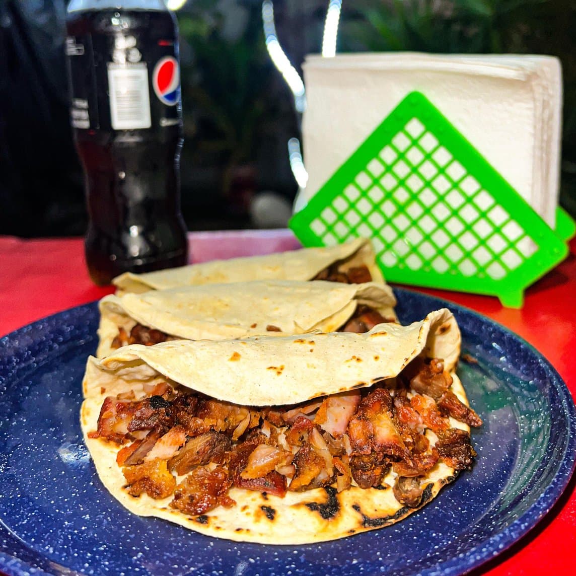 Taco Dorado De Adobada