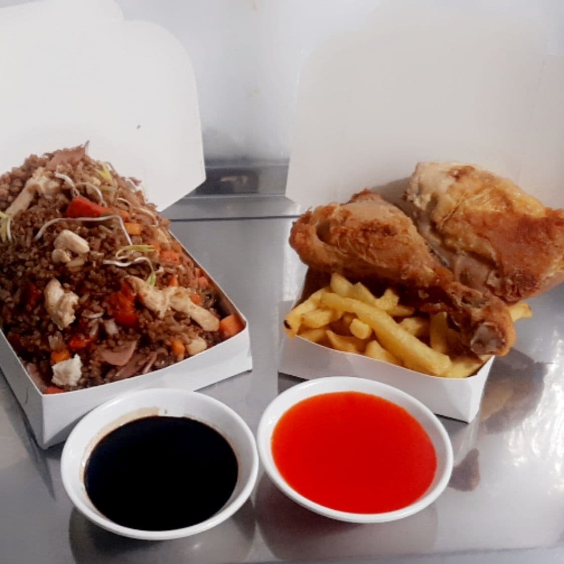 Combo-Duo Arroz Chino +Pollo + Papitas + Gaseosas
