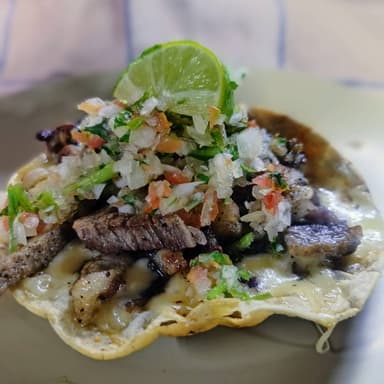 Volcan de carne asada