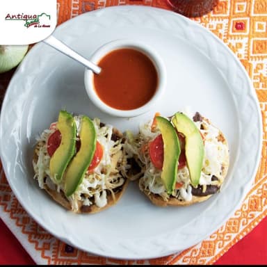 Tostadas de Pollo