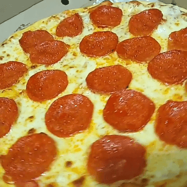 Combo-Pizza Cuatro Sabores Extra Grande + 1.5 LT