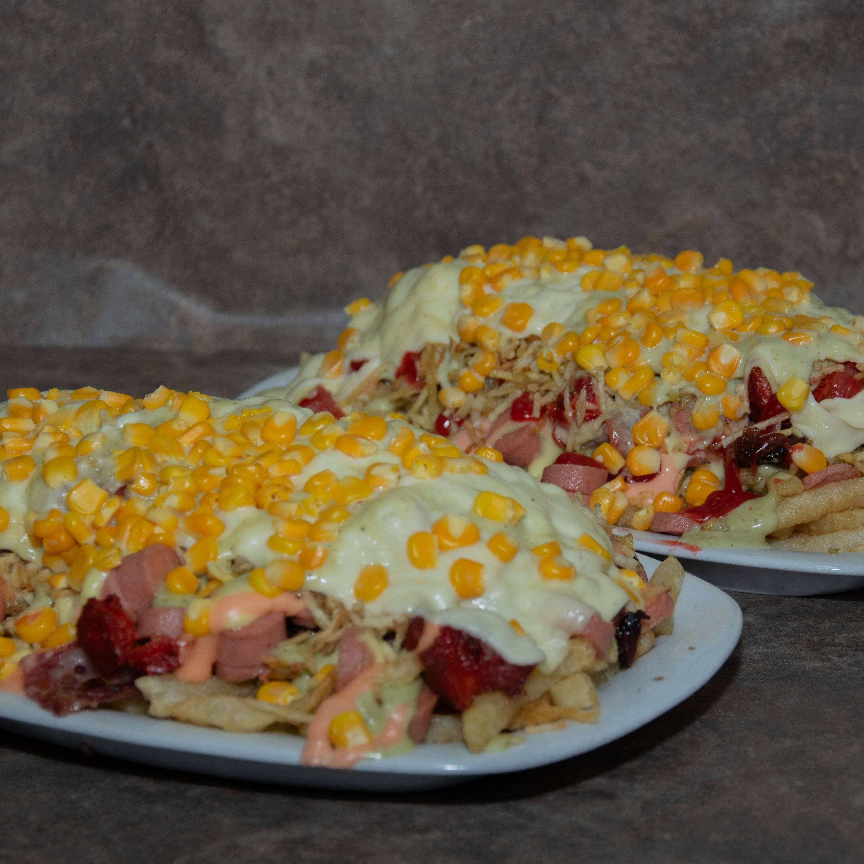 Salchipapa Ranchera Especial
