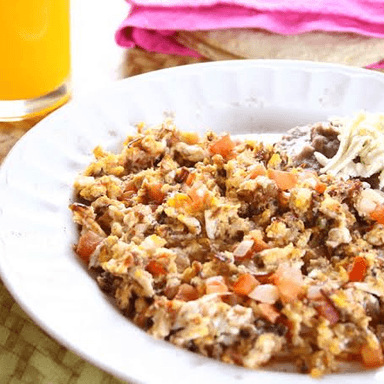 Machaca con Huevo