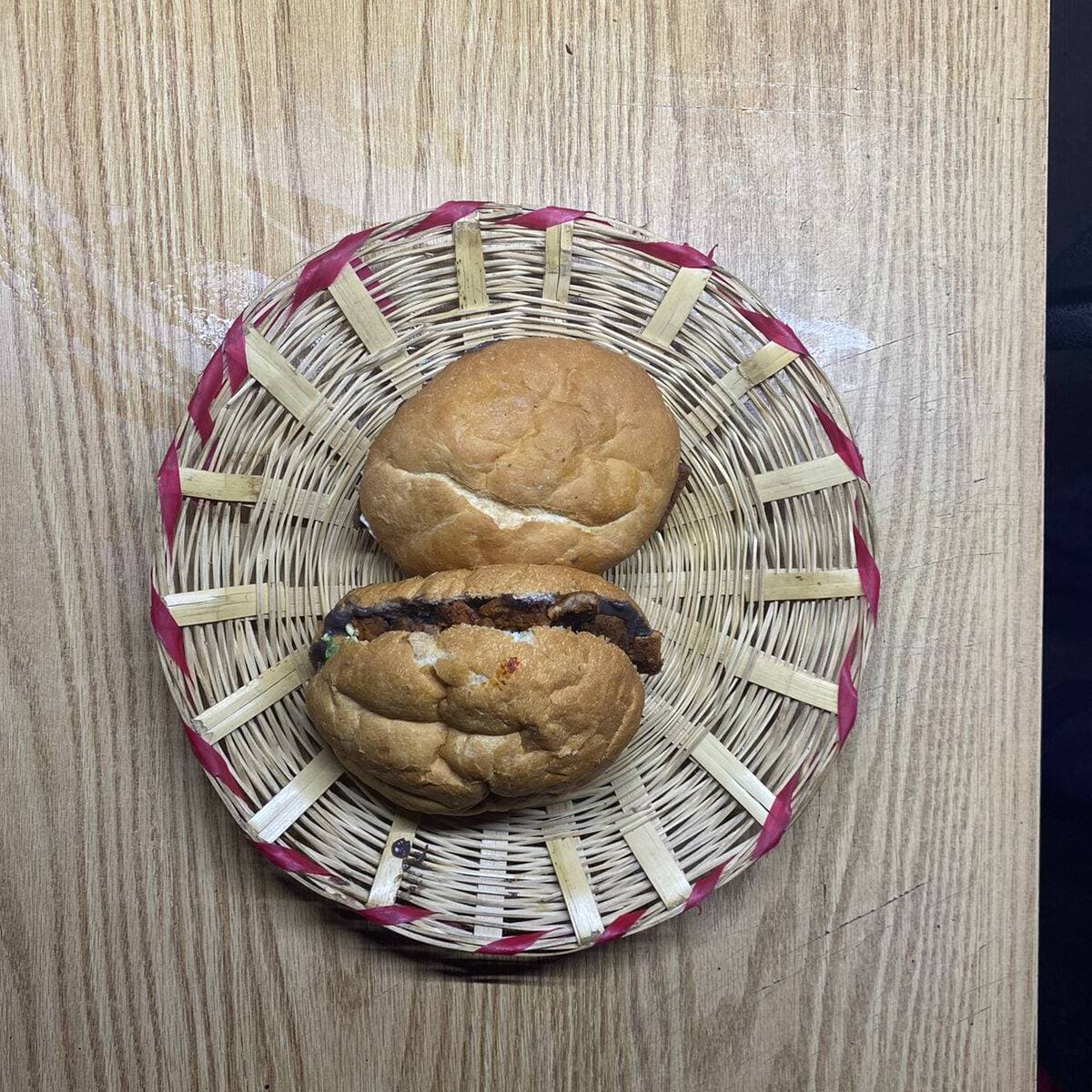 Tortas De Carne Asada