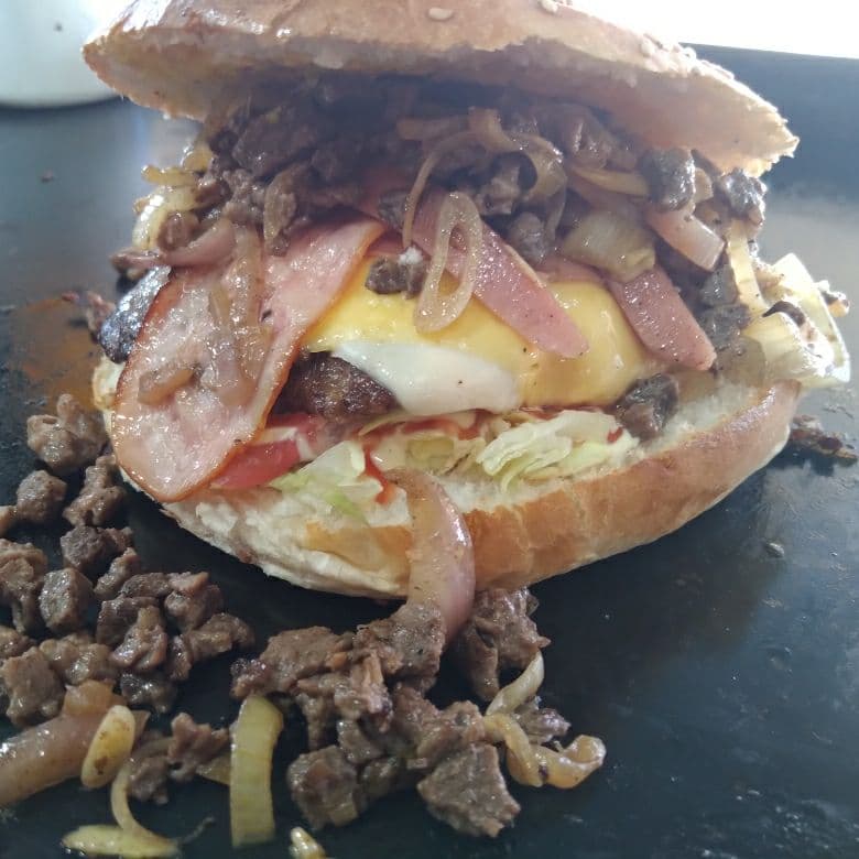 Hamburguesa Súper de Carne Asada