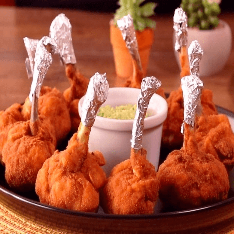 Alitas Bouchet con Papas Fritas