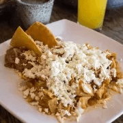 2X1 Chilaquiles con Queso