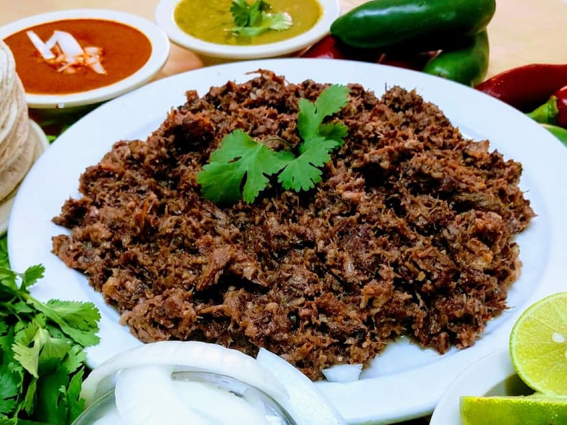LIRA´S  Barbacoa & Menudo