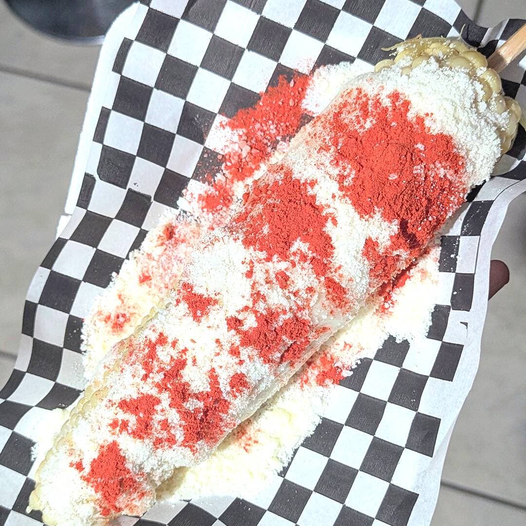 Elote con Crema y Queso