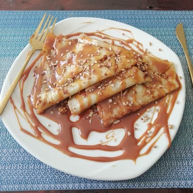 Crepas Cajeta con Nuez