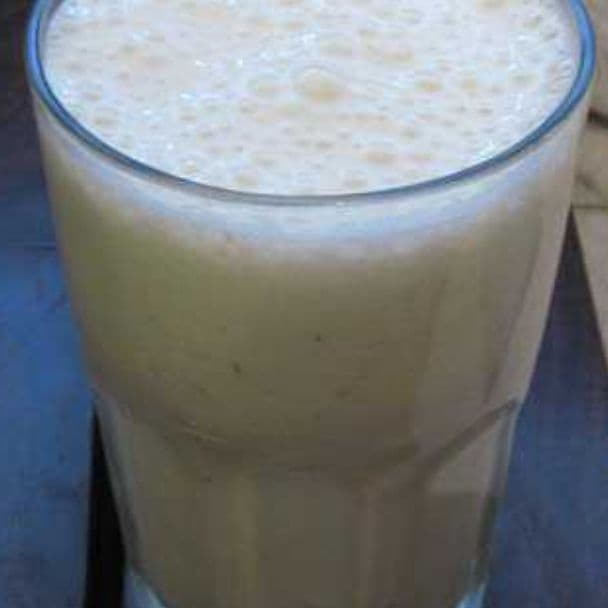 Licuado de plátano con avena 500 ml