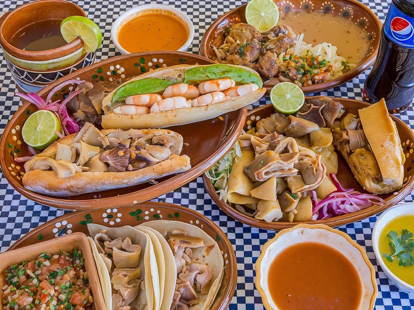 Tortas Ahogadas El Danny