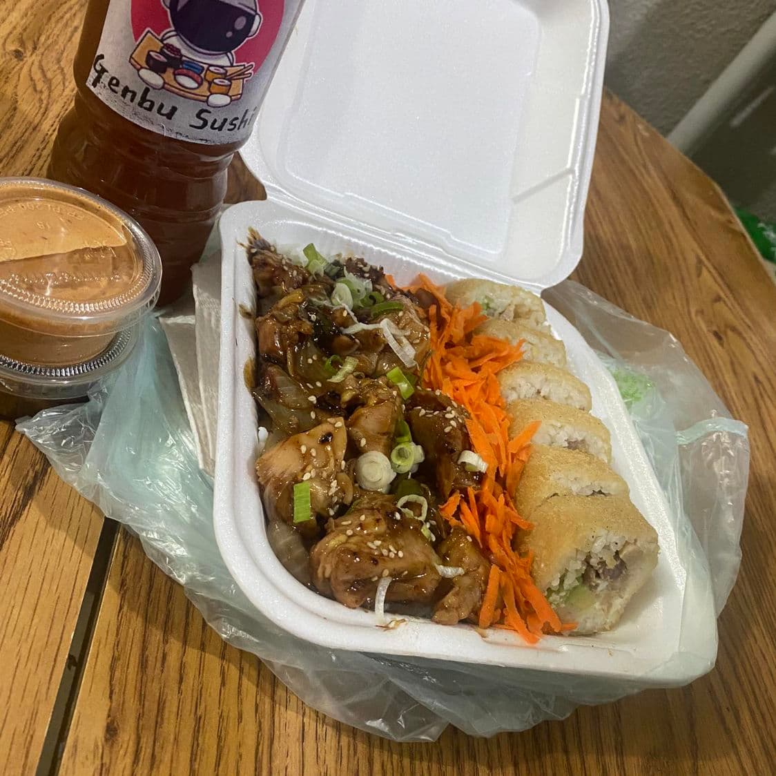 Combo  Medio Teriyaki + Medio Cielo Mar y Tierra