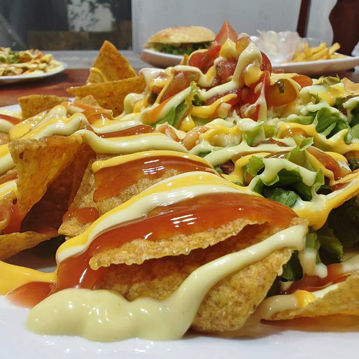 Papa Nacho de Carne Mechada